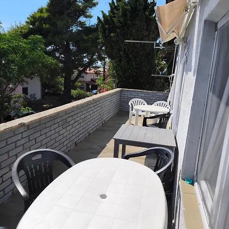 Miljkovica Apartment Vir