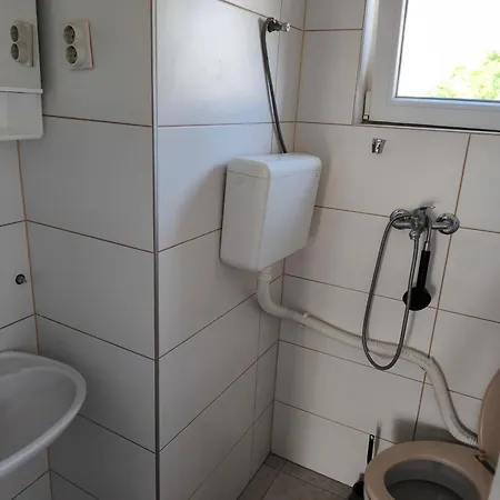 Miljkovica Apartment Vir